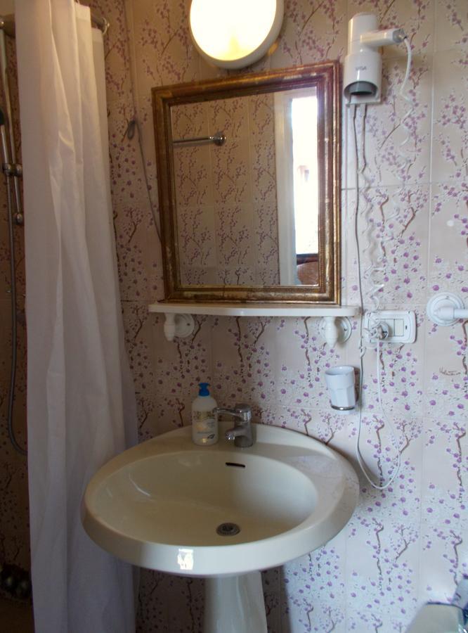 Hotel D'Azeglio Firenze Eksteriør billede